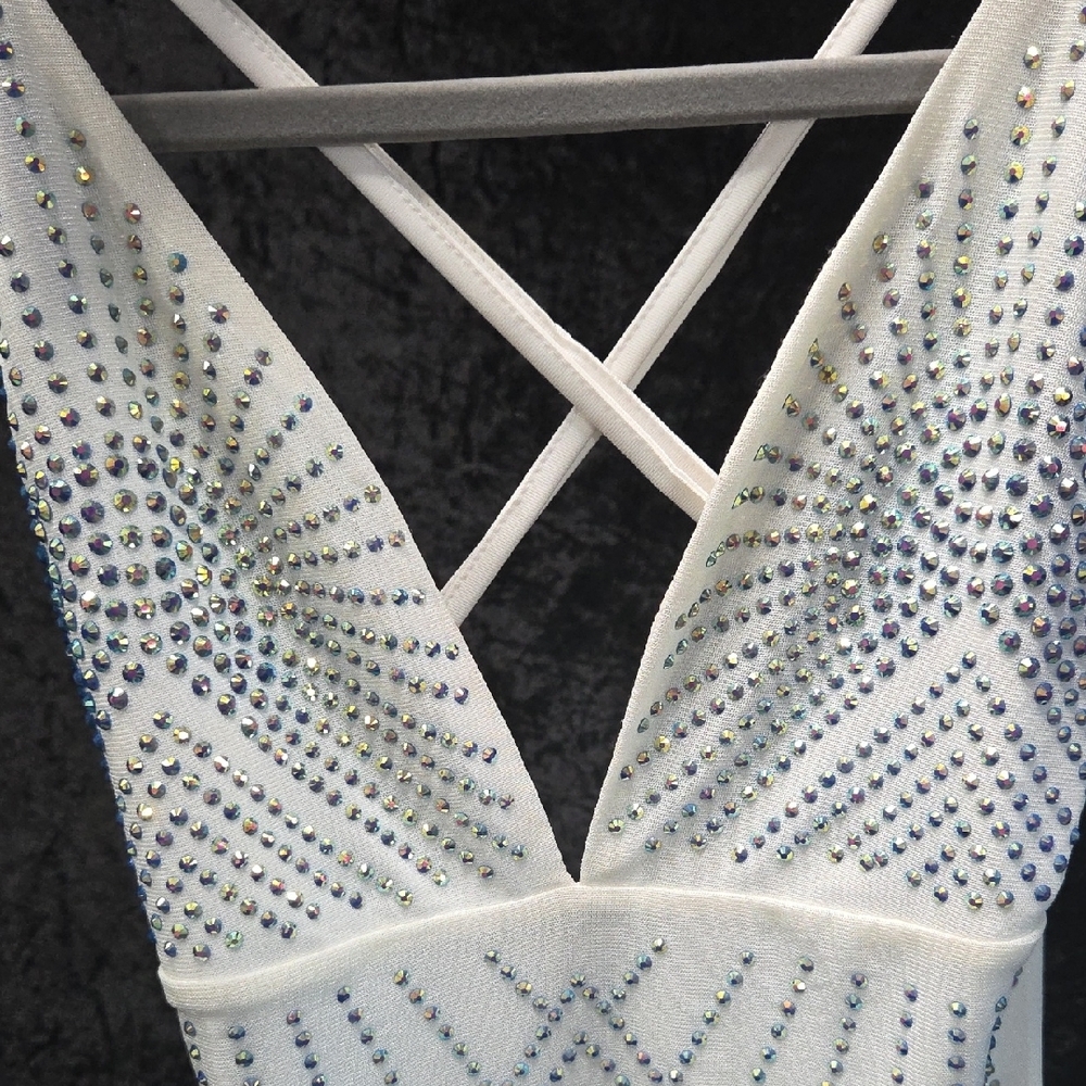Banjul White Bodycon Fit With Rhinestone Pattern. XS - Picture 4 of 15